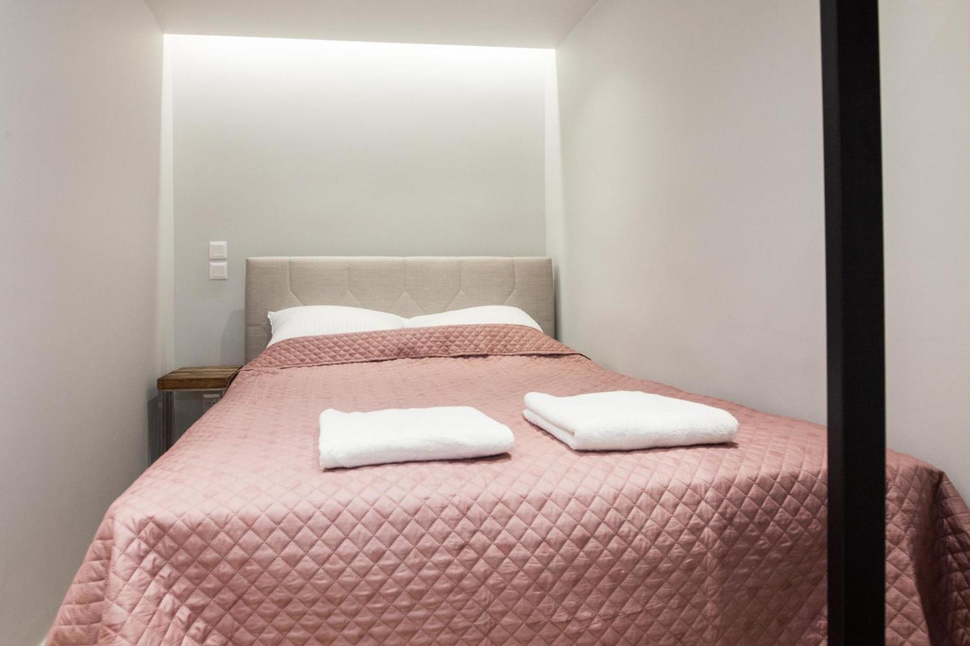 Petralona Gem Hotel-Style Studio With Balcony Atene Esterno foto