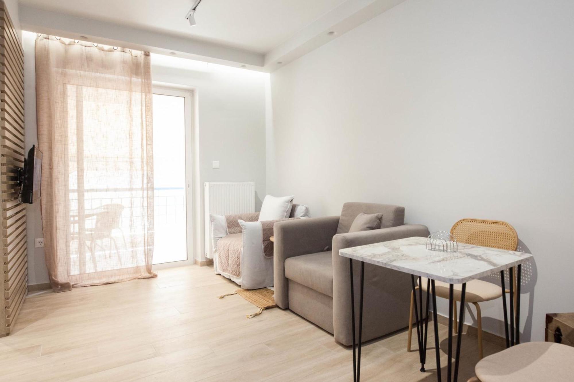 Petralona Gem Hotel-Style Studio With Balcony Atene Esterno foto